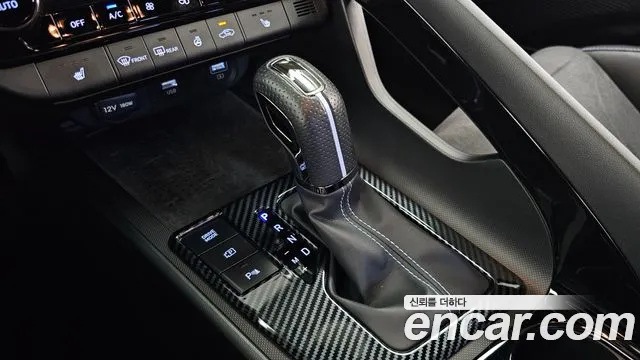 Hyundai Avante CN7 — Фото автомобиля 9