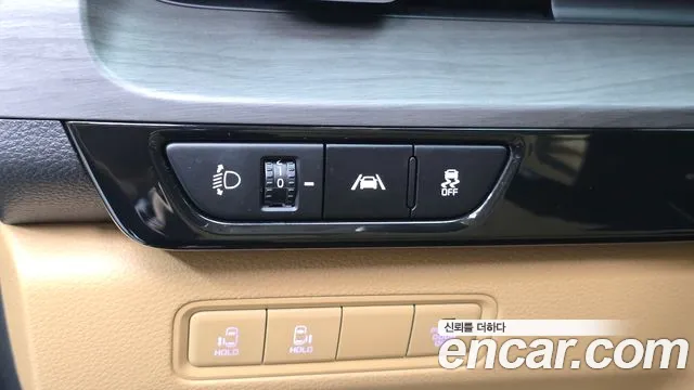 Kia Carnival Generation 4 — Фото автомобиля 19
