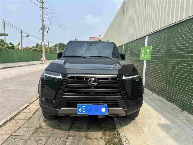 Фотография автомобиля — Lexus GX