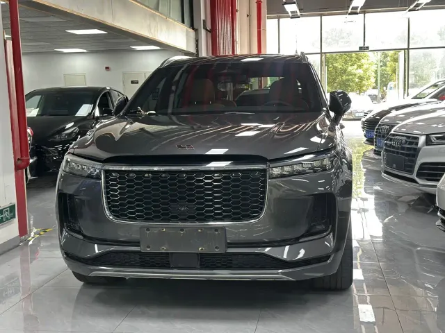 Li Auto ONE — Фото автомобиля 2