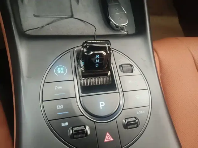 BYD Seal — Фото автомобиля 13