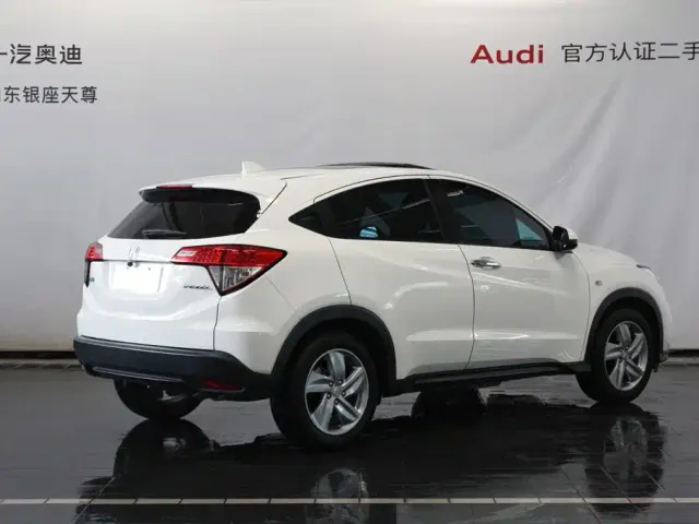 Honda Vezel — Фото автомобиля 5
