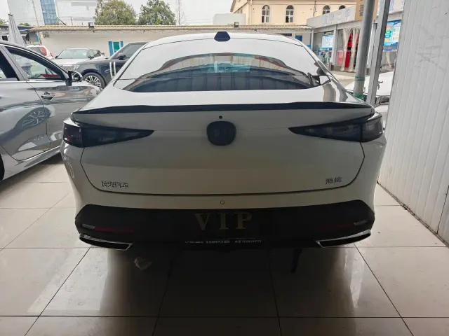 Changan Lamore — Фото автомобиля 10