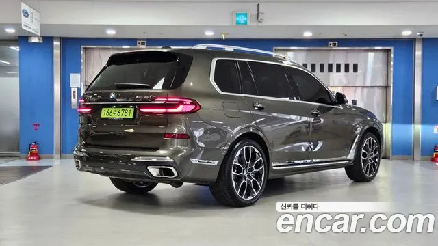 BMW X7 G07 — Фото автомобиля 2