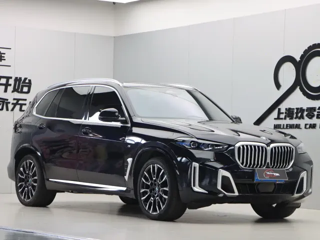 Фотография автомобиля — BMW X5