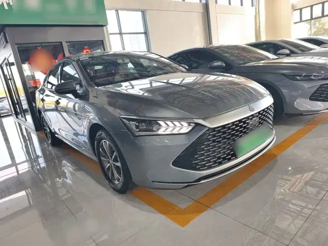 BYD Qin PLUS — Фото автомобиля 4