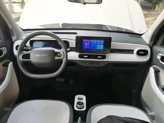Geely Panda — Фото автомобиля 9