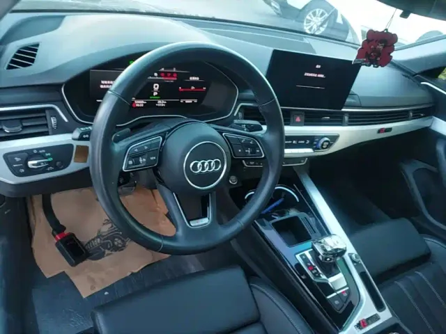 Audi A4L — Фото автомобиля 9