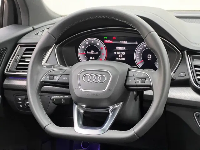 Audi Q5L — Фото автомобиля 13