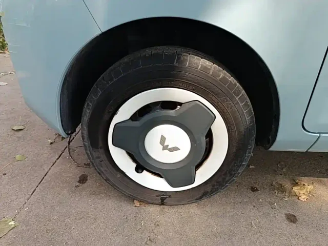 Wuling Hongguang Mini EV — Фото автомобиля 22