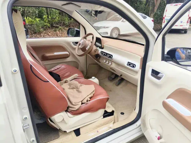 Wuling Hongguang Mini EV — Фото автомобиля 13