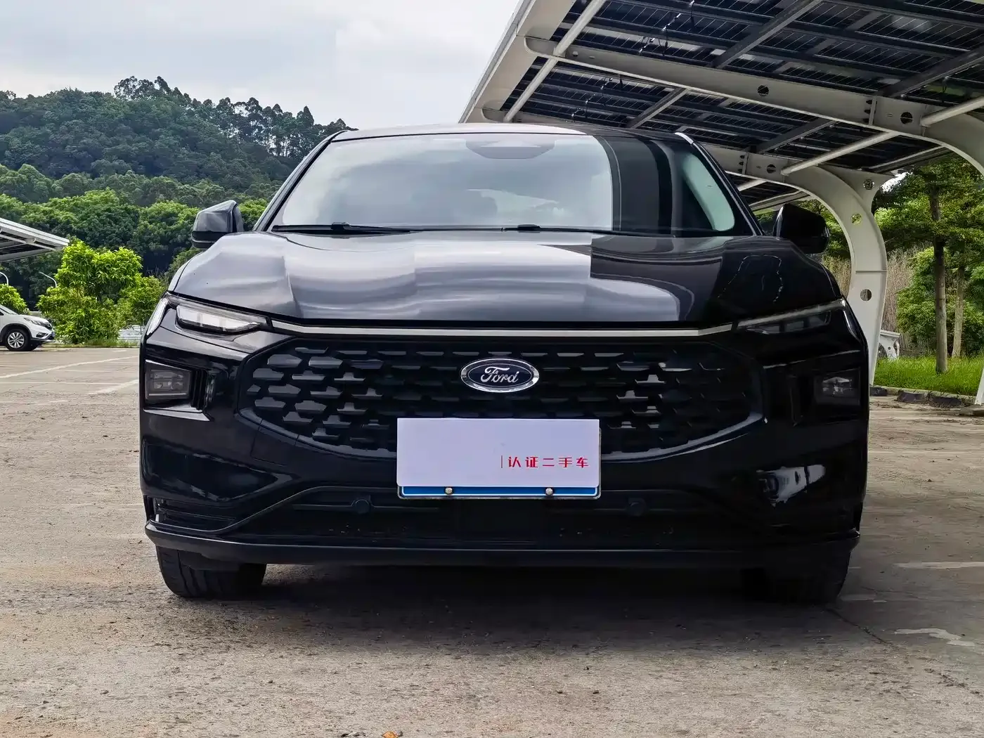 Ford Mondeo 2023 EcoBoost 245 Luxury — Фото автомобиля 2