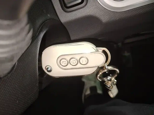 Wuling Hongguang Mini EV — Фото автомобиля 8