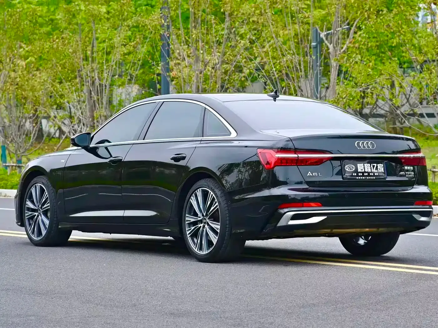 Audi Audi A6L 2025 45 TFSI quattro Premium Sport — Фото автомобиля 17