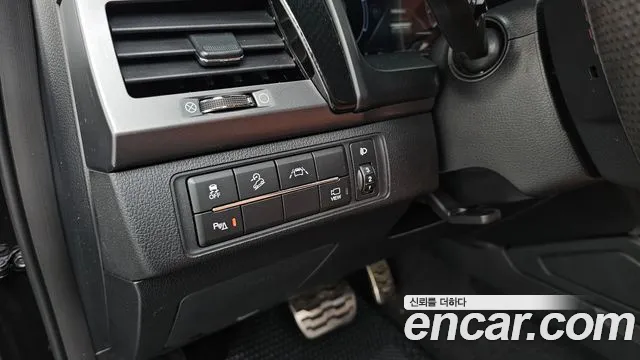 KG_Mobility_Ssangyong Rexton Новый Rexton Sport Khan Дизель 2.2 2WD — Фото автомобиля 18
