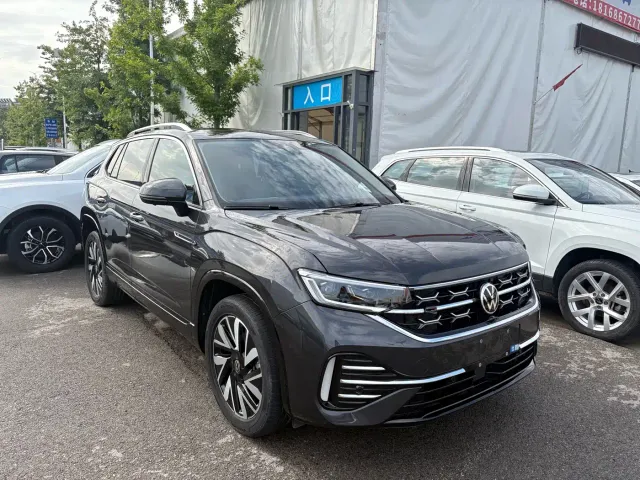 Volkswagen Tayron — Фото автомобиля 3