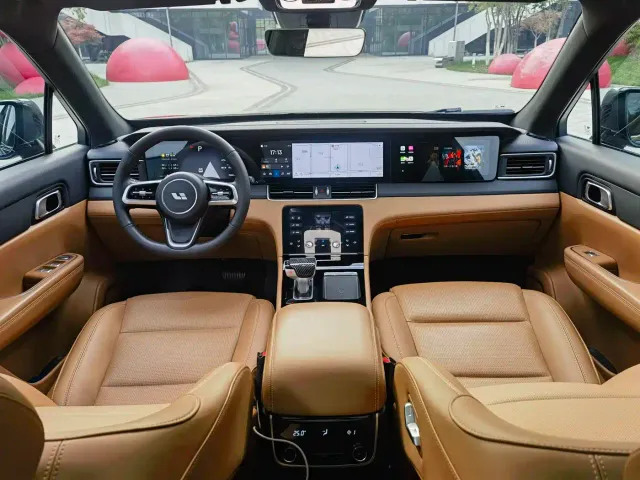 Li Auto ONE — Фото автомобиля 11