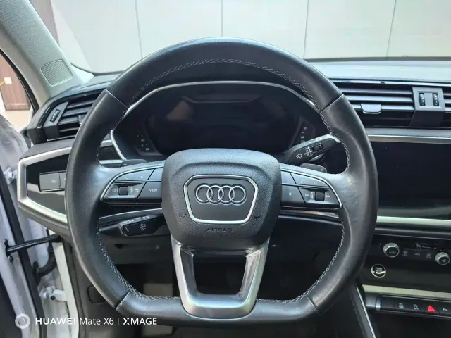 Audi Q3 — Фото автомобиля 16