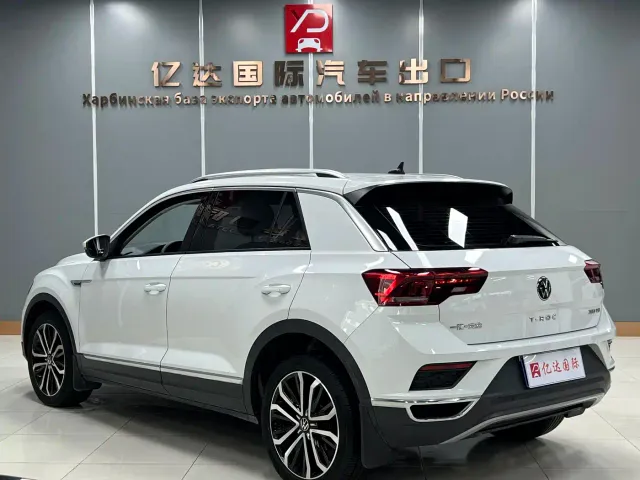 Volkswagen T-Roc — Фото автомобиля 4