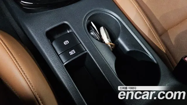 Kia Seltos Бензин 1.6 турбо 2WD — Фото автомобиля 25