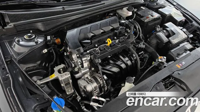 Hyundai Avante CN7 — Фото автомобиля 9