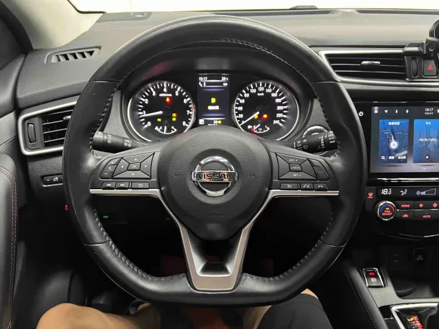 Nissan Qashqai — Фото автомобиля 11