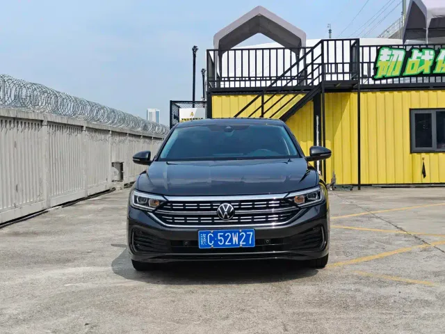 Volkswagen Sagitar — Фото автомобиля 2
