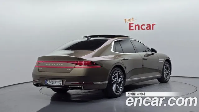 Genesis G90 RS4 — Фото автомобиля 2