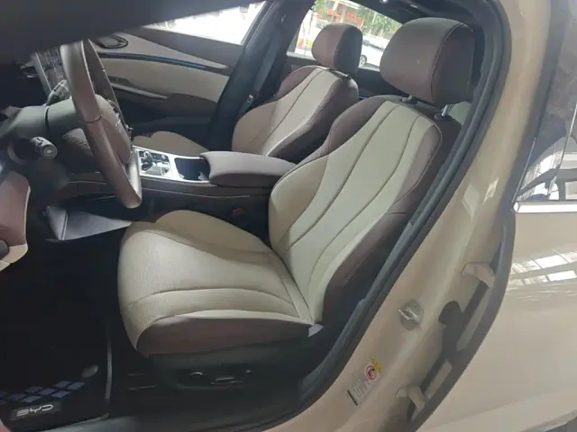 BYD Seal 07 DM-i — Фото автомобиля 10