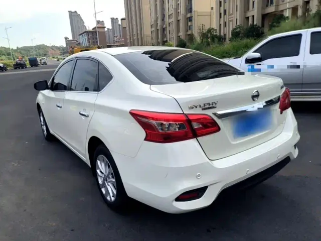Nissan Sylphy — Фото автомобиля 4