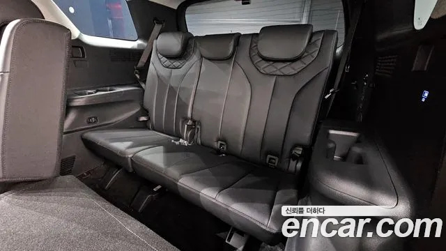 Hyundai Palisade Palisade Дизель 2.2 2WD — Фото автомобиля 13