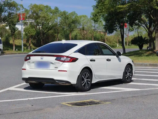 Honda Civic — Фото автомобиля 7