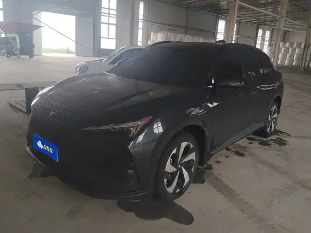 Фотография автомобиля — Arcfox Alpha T5