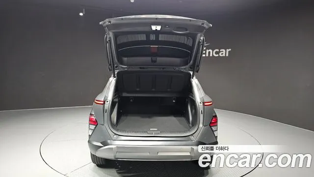Hyundai Kona Kona (SX2) Бензин 1.6 турбо 2WD — Фото автомобиля 17