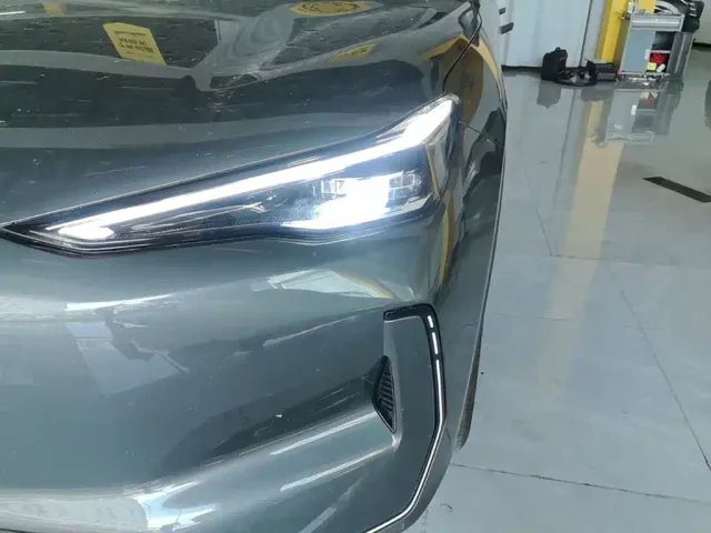 Geely Galaxy E5 — Фото автомобиля 23