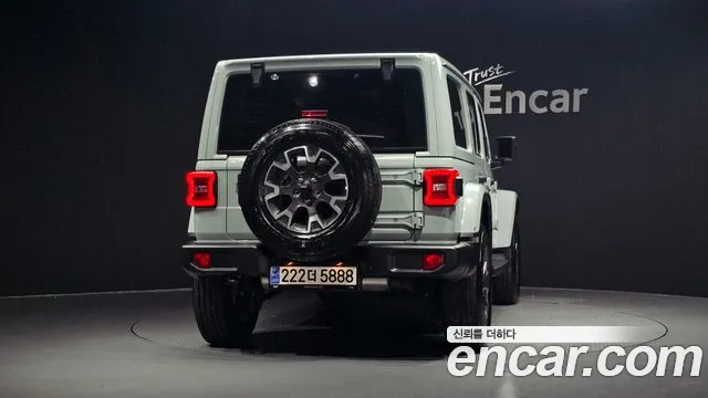 Jeep Wrangler JL — Фото автомобиля 3