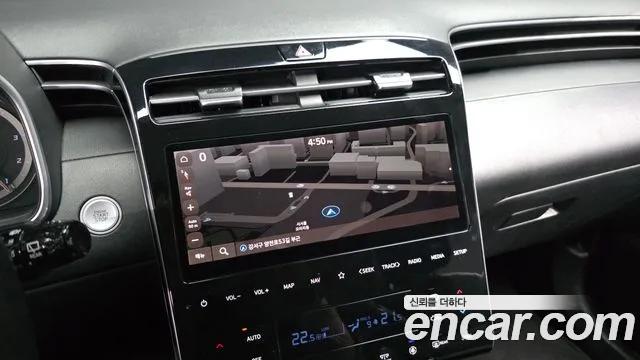 Hyundai Tucson Tucson (NX4) Дизель 2.0 2WD — Фото автомобиля 15