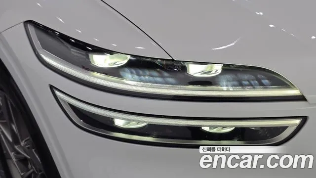 Genesis GV70 — Фото автомобиля 7