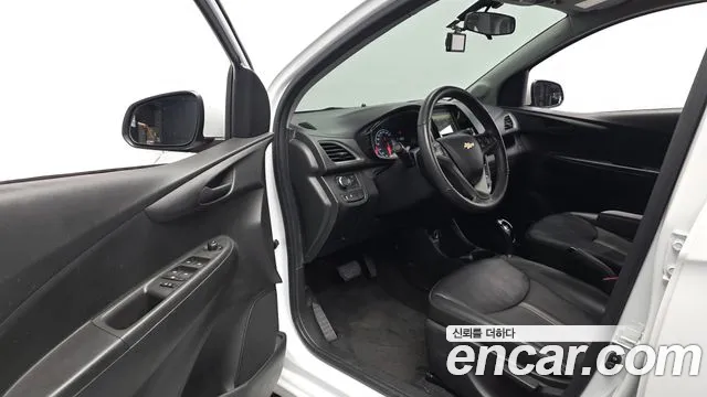 Chevrolet Spark — Фото автомобиля 10