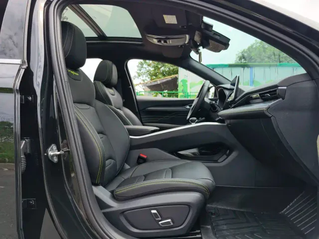 Geely Xingrui — Фото автомобиля 30