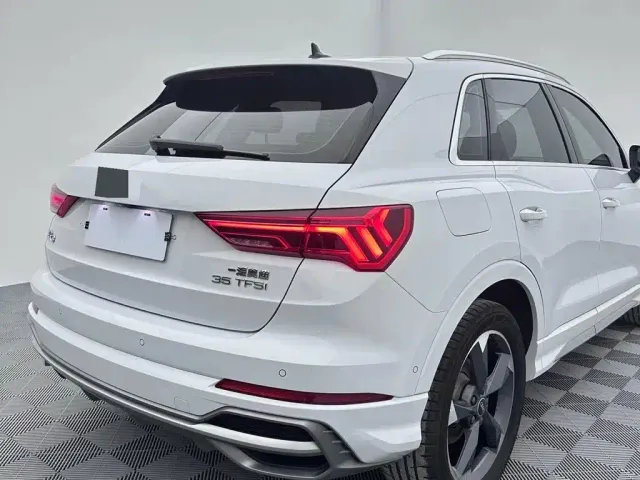 Audi Q3 — Фото автомобиля 9