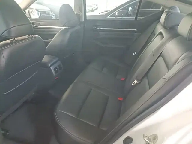 Nissan Teana — Фото автомобиля 16