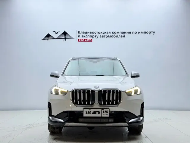 BMW X1 — Фото автомобиля 2