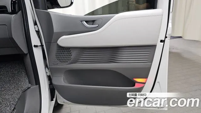 Hyundai Staria — Фото автомобиля 14