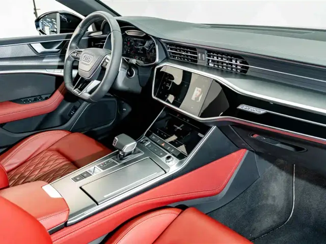 Audi A7L — Фото автомобиля 18