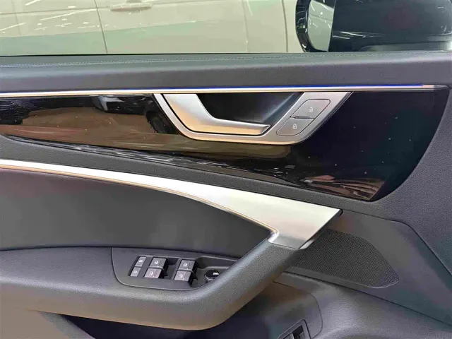 Audi A6L — Фото автомобиля 7