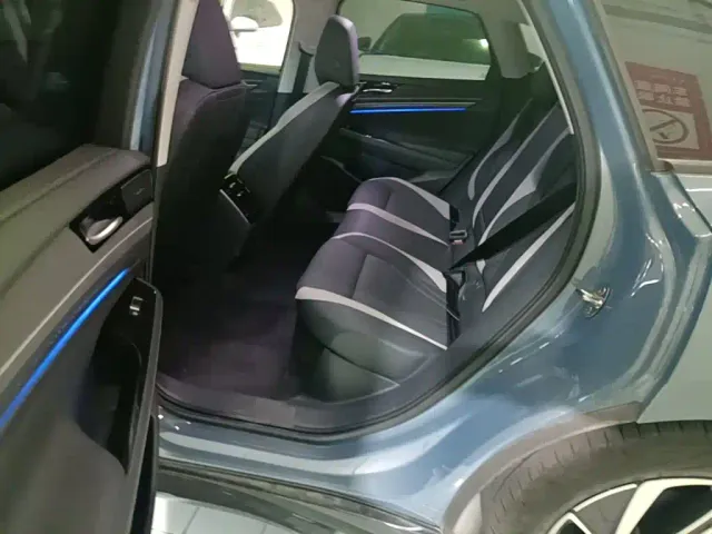 Volkswagen ID.7 Vizzion — Фото автомобиля 16