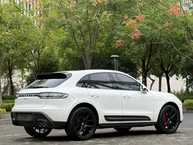 Porsche Macan — Фото автомобиля 5