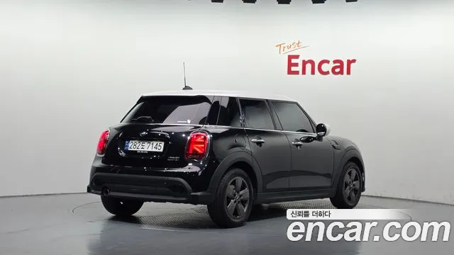 MINI Cooper — Фото автомобиля 2