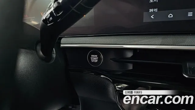 Kia K5 Новый K5 3 поколение 2.0 LPi(Для проката) — Фото автомобиля 18